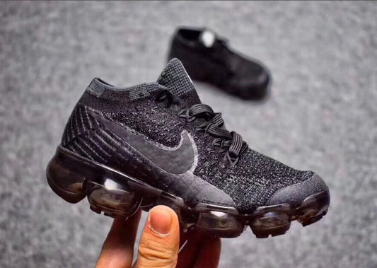 Baskets pour Enfants Nike Air Vapormax noir