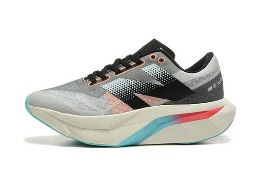 Les baskets New Balance allient style et confort. Leur design classique et leurs matériaux de haute qualité en font un choix idéal pour les amateurs de sneakers.pas cher. Le moins cher.