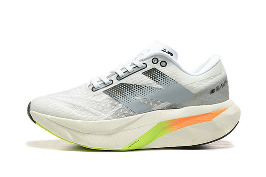 Les baskets New Balance allient style et confort. Leur design classique et leurs matériaux de haute qualité en font un choix idéal pour les amateurs de sneakers.pas cher. Le moins cher.