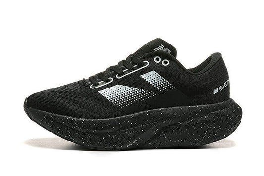 Les baskets New Balance allient style et confort. Leur design classique et leurs matériaux de haute qualité en font un choix idéal pour les amateurs de sneakers.pas cher. Le moins cher.