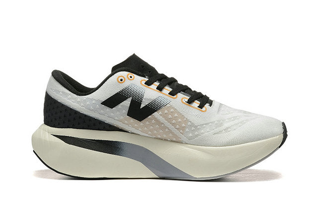 Les baskets New Balance allient style et confort. Leur design classique et leurs matériaux de haute qualité en font un choix idéal pour les amateurs de sneakers.pas cher. Le moins cher.