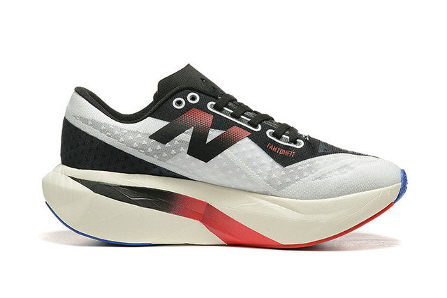 Les baskets New Balance allient style et confort. Leur design classique et leurs matériaux de haute qualité en font un choix idéal pour les amateurs de sneakers.pas cher. Le moins cher.