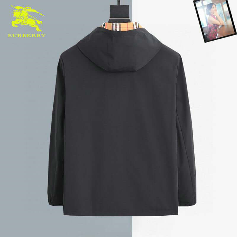 Les vestes Burberry incarnent l'élégance et la qualité, offrant une expérience exceptionnelle. Leur design raffiné et leurs matériaux de haute qualité.pas cher. Le moins cher.