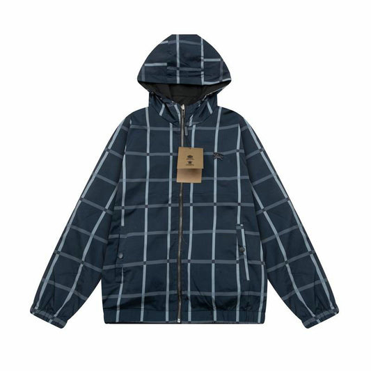 Les vestes Burberry incarnent l'élégance et la qualité, offrant une expérience exceptionnelle. Leur design raffiné et leurs matériaux de haute qualité.pas cher. Le moins cher.