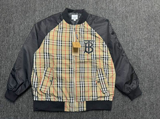 Les vestes Burberry incarnent l'élégance et la qualité, offrant une expérience exceptionnelle. Leur design raffiné et leurs matériaux de haute qualité.pas cher. Le moins cher.