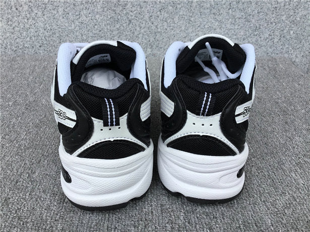Les baskets New Balance allient style et confort. Leur design classique et leurs matériaux de haute qualité en font un choix idéal pour les amateurs de sneakers.pas cher. Le moins cher.