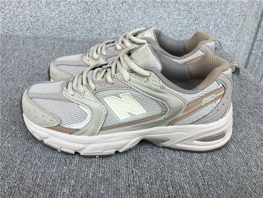 Les baskets New Balance allient style et confort. Leur design classique et leurs matériaux de haute qualité en font un choix idéal pour les amateurs de sneakers.pas cher. Le moins cher.