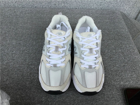 Les baskets New Balance allient style et confort. Leur design classique et leurs matériaux de haute qualité en font un choix idéal pour les amateurs de sneakers.pas cher. Le moins cher.