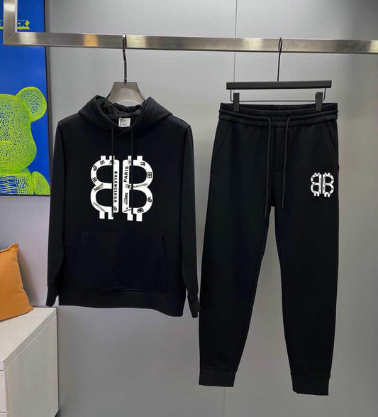 Les ensembles survêtement Balenciaga allient performance et style. Leur design avant-gardiste et leur qualité supérieure. Pas cher. Le moins cher.