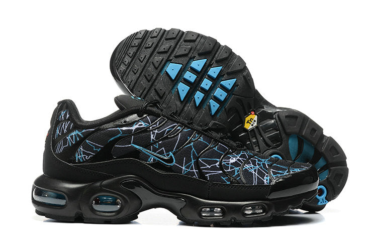 Découvrez la Nike Air Max Plus TN « Black / Thunder Blue », alliant confort et style. Adoptez cette paire captivante pour rehausser votre look !