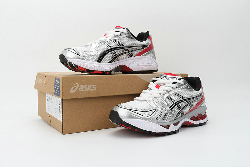 Les baskets Asics offrent une combinaison parfaite de style et de performance. Leur design élégant et leurs technologies de pointe les rendent idéales pour les couleur.