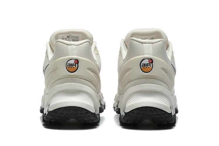 Les baskets Nike Air Max DN8 combinent innovation et design moderne pour offrir un style dynamique et une performance inégalée.pas cher . Le moins cher.