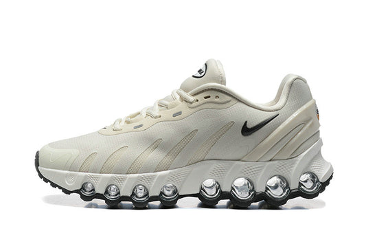 Les baskets Nike Air Max DN8 combinent innovation et design moderne pour offrir un style dynamique et une performance inégalée.pas cher . Le moins cher.