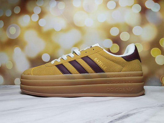 Les baskets Adidas Gazelle Bolt revisitent un classique emblématique avec une touche contemporaine, alliant style rétro et confort moderne.