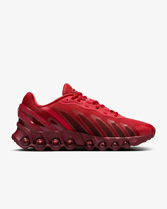 Les baskets Nike Air Max DN8 combinent innovation et design moderne pour offrir un style dynamique et une performance inégalée.pas cher . Le moins cher.