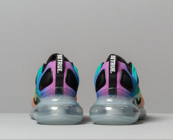 Les baskets Nike Air Max 720 Femme incarnent l’innovation et le style futuriste de Nike.
