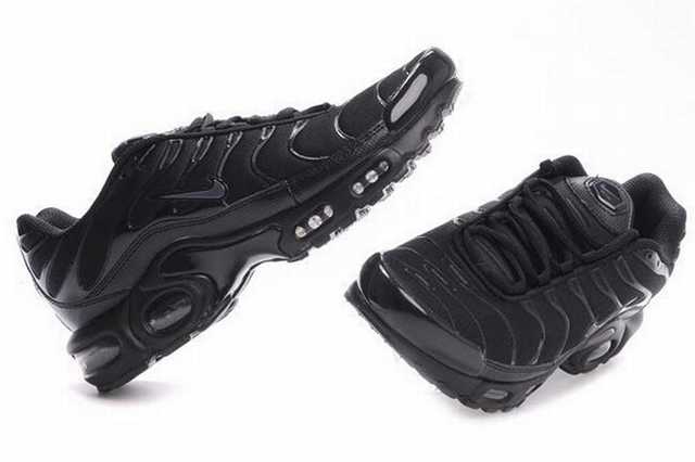 les baskets Nike TN Air Max Plus sont un témoignage de l'engagement de Nike à combiner style et innovation.