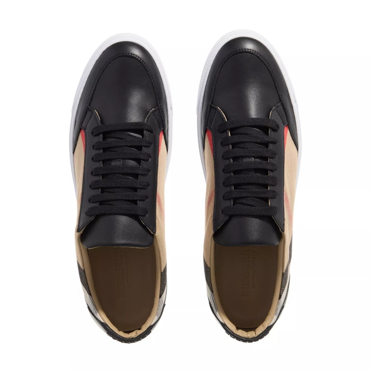 Les baskets Burberry incarnent un style emblématique et une sophistication britannique.

 leur design raffiné. Pas cher. Le moins cher. 