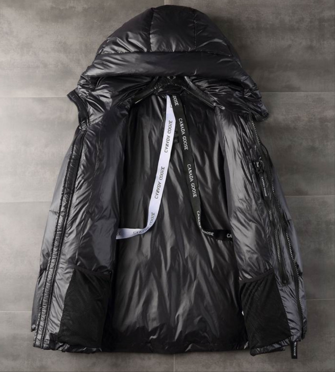 Les doudounes Canada Goose allient élégance et chaleur pour offrir une protection optimale contre le froid. Leur design sophistiqué et leurs matériaux de haute qualité. Pas cher. Le moins cher.