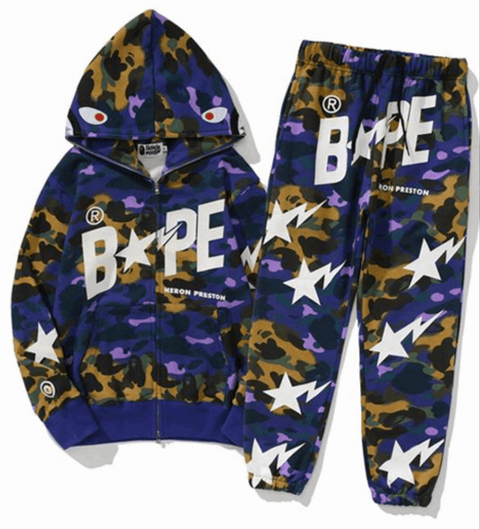 Les sweats Bape Sta pour homme incarnent l’essence du streetwear avec un design audacieux et reconnaissable, propre à la marque A Bathing Ape (Bape).