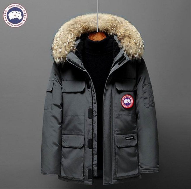 Les doudounes Canada Goose allient élégance et chaleur pour offrir une protection optimale contre le froid. Leur design sophistiqué et leurs matériaux de haute qualité. Pas cher. Le moins cher.