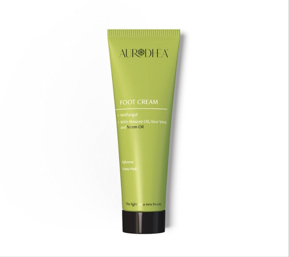 La gamme à l’huile de neem  Chogan est spécialement conçue pour purifier.

apaiser et revitaliser la peau et les cheveux grâce aux propriétés exceptionnelles de cet ingrédient naturel.
