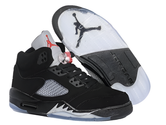 Les baskets Air Jordan 5 Retro (GS) "Oreo" Femme permettent de personnaliser votre style tout en bénéficiant d’un confort supérieur.