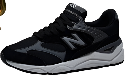 Les baskets New Balance allient style et confort. Leur design classique et leurs matériaux de haute qualité en font un choix idéal pour les amateurs de sneakers.pas cher. Le moins cher.