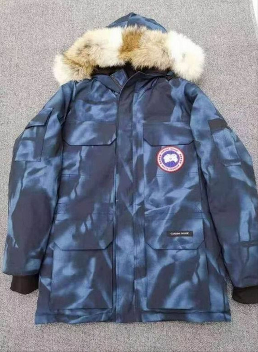 Les doudounes Canada Goose allient élégance et chaleur pour offrir une protection optimale contre le froid. Leur design sophistiqué et leurs matériaux de haute qualité. Pas cher. Le moins cher.