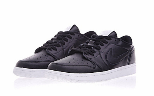 Air Jordan 1 Retro Low SneakersCyber Monday (2016)