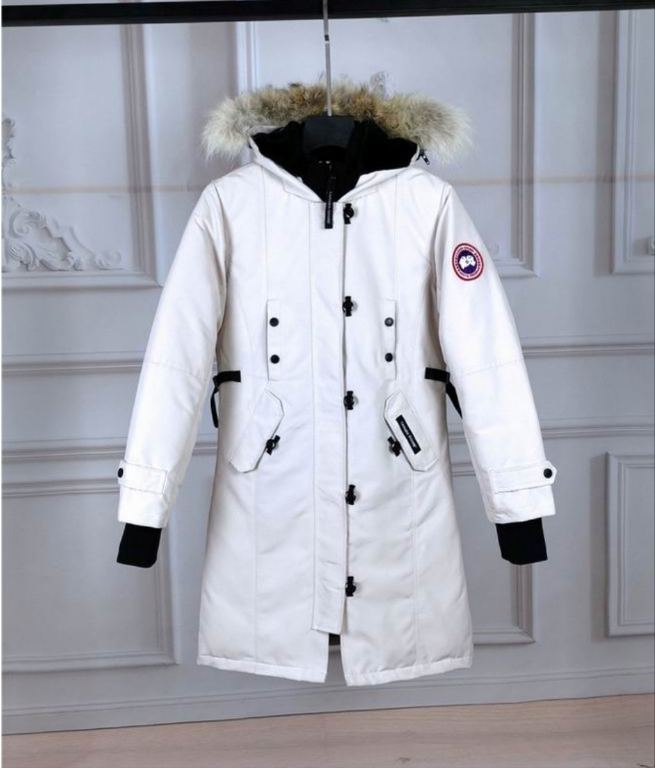 Les doudounes Canada Goose allient élégance et chaleur pour offrir une protection optimale contre le froid. Leur design sophistiqué et leurs matériaux de haute qualité. Pas cher. Le moins cher.