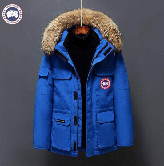 Les doudounes Canada Goose allient élégance et chaleur pour offrir une protection optimale contre le froid. Leur design sophistiqué et leurs matériaux de haute qualité. Pas cher. Le moins cher.