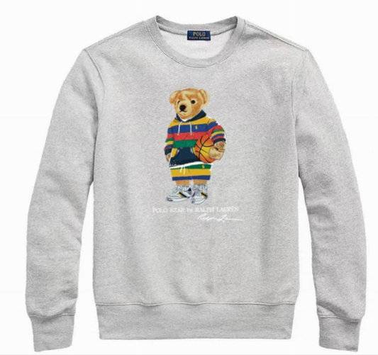 Le sweat Ralph Lauren allie performance et style. Son design élégant et sa qualité supérieure le rendent indispensable pour les amateurs de mode. Fabriqué avec des matériaux de qualité, ce sweat offre un confort optimal et un look raffiné.