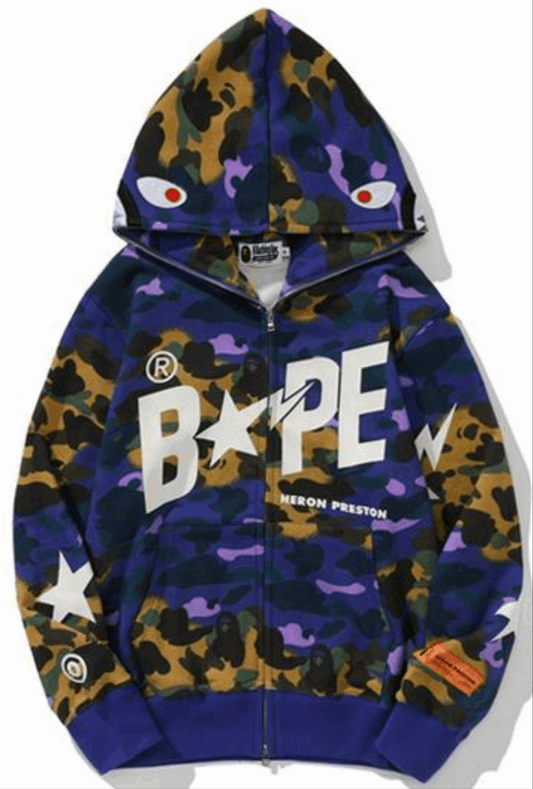 Les sweats Bape Sta pour homme incarnent l’essence du streetwear avec un design audacieux et reconnaissable, propre à la marque A Bathing Ape (Bape).
