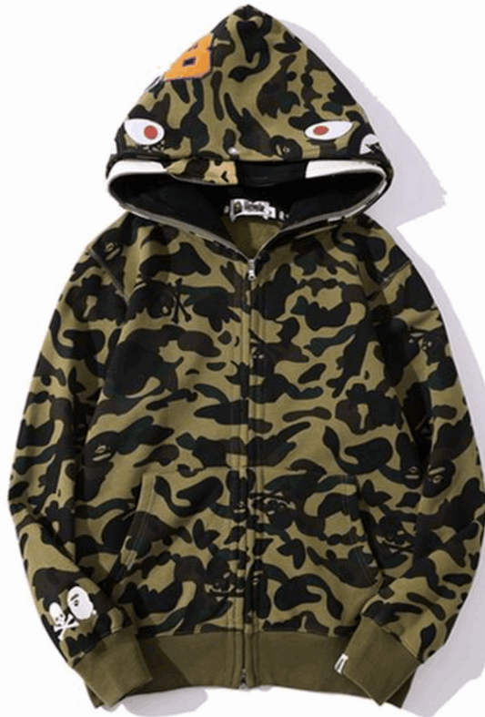 Les sweats Bape Sta pour homme incarnent l’essence du streetwear avec un design audacieux et reconnaissable, propre à la marque A Bathing Ape (Bape).