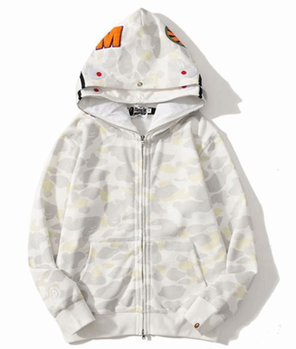 Les sweats Bape Sta pour homme incarnent l’essence du streetwear avec un design audacieux et reconnaissable, propre à la marque A Bathing Ape (Bape).