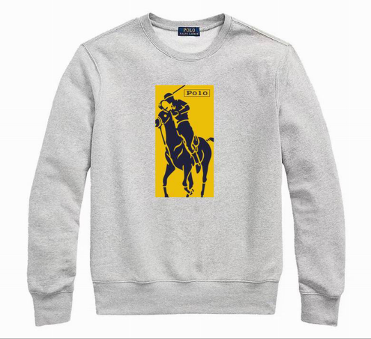 Le sweat Ralph Lauren allie performance et style. Son design élégant et sa qualité supérieure le rendent indispensable pour les amateurs de mode. Fabriqué avec des matériaux de qualité, ce sweat offre un confort optimal et un look raffiné.