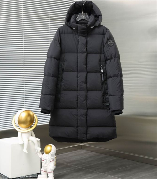 Les doudounes Canada Goose allient élégance et chaleur pour offrir une protection optimale contre le froid. Leur design sophistiqué et leurs matériaux de haute qualité. Pas cher. Le moins cher.