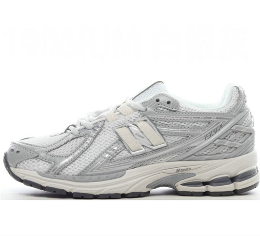 Les baskets New Balance allient style et confort. Leur design classique et leurs matériaux de haute qualité en font un choix idéal pour les amateurs de sneakers.pas cher. Le moins cher.