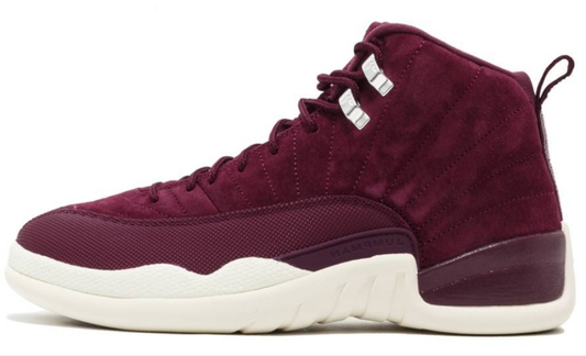 Les baskets Air Jordan 12 offrent un style iconique et une performance exceptionnelle.design distinctif.pas cher.moin Cher.