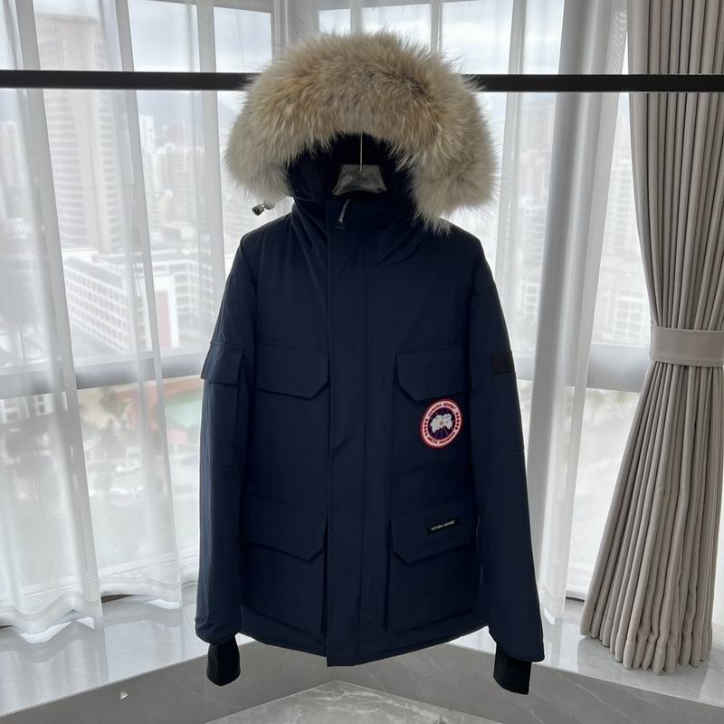 la Doudoune Canada G00se Femme est un témoignage de l'engagement de Canada G00se à combiner style,