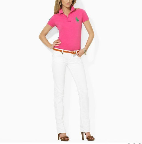 Les polos Ralph Lauren Femme offrent une élégance et une qualité inégalées.