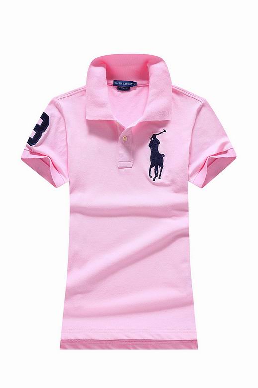 Les polos Ralph Lauren Femme offrent une élégance et une qualité inégalées.