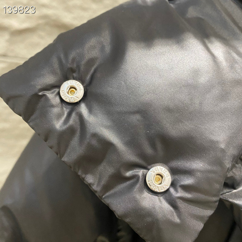 Les doudounes Prada  femme offrent une élégance et une performance inégalées.

De plus, au meilleur prix.  Le moins cher. YourStyles.fr référence sur la
