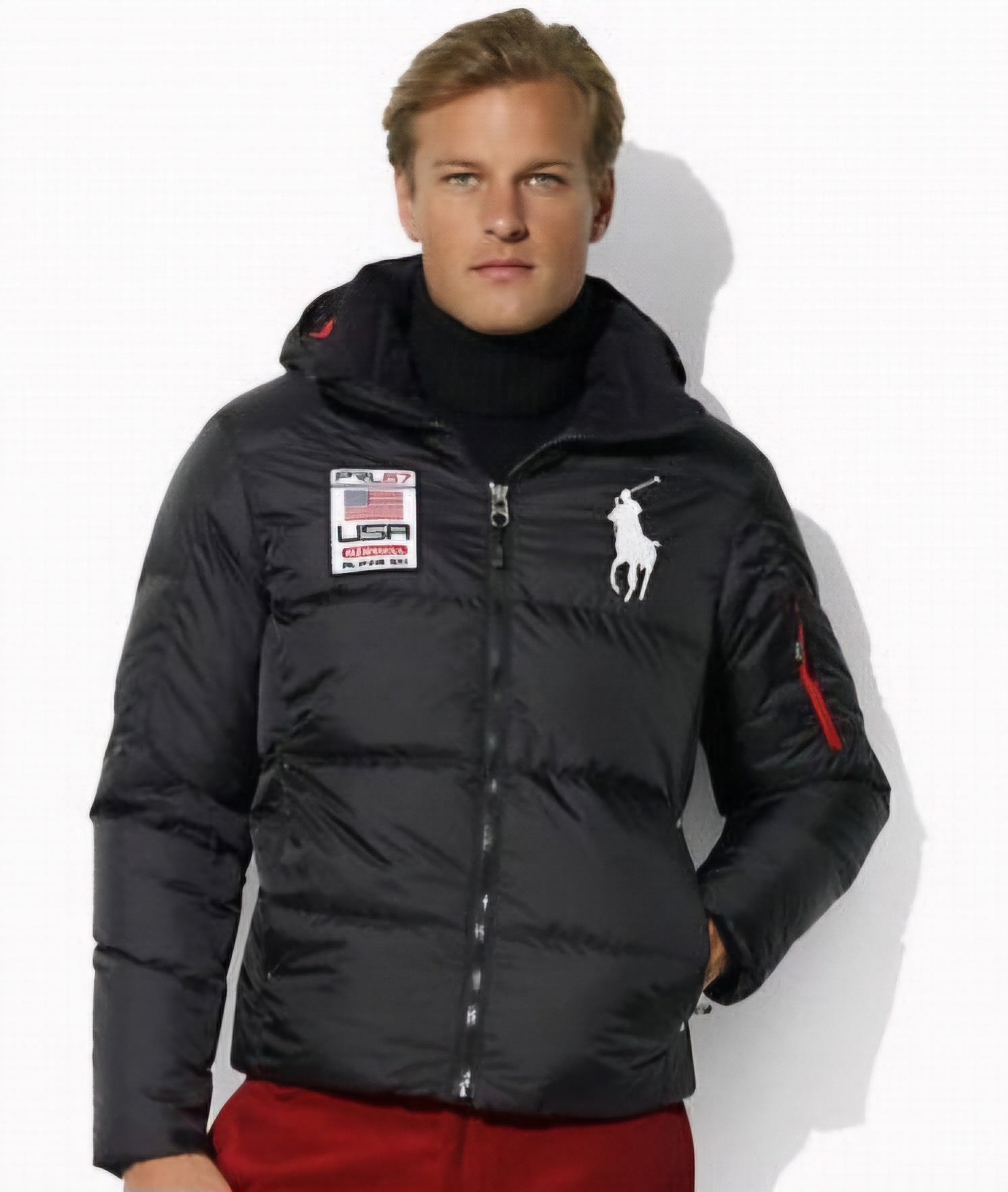 Les doudounes Ralph Lauren offrent une élégance intemporelle et une qualité exceptionnelle. Leur design raffiné et leurs matériaux haut de gamme 