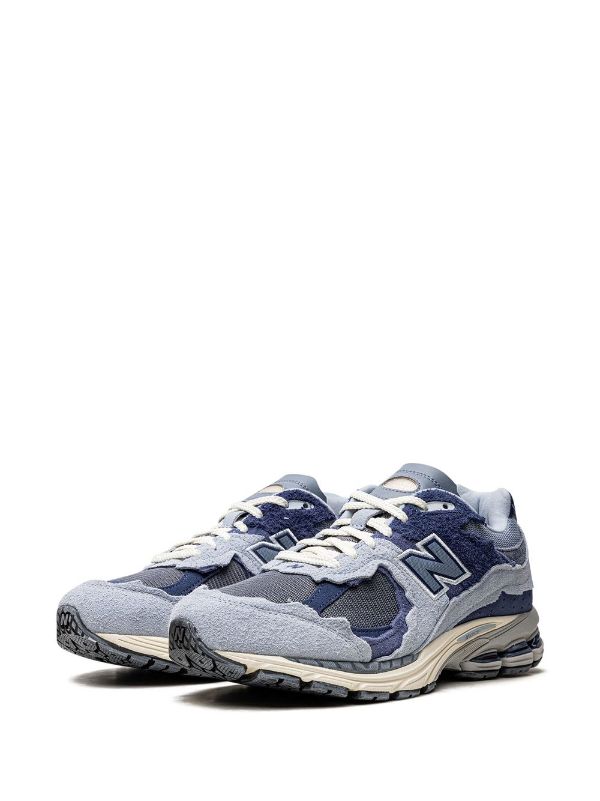 Baskets New Balance
2002R