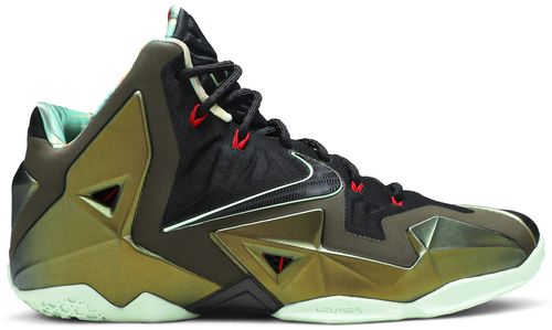 Les baskets LeBron James offrent un style emblématique et une performance exceptionnelle.
leur design distinctif.pas cher. Le moins cher.