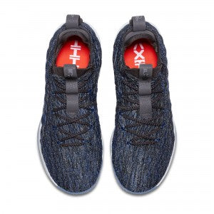 Les baskets LeBron James offrent un style emblématique et une performance exceptionnelle.
leur design distinctif.pas cher. Le moins cher.