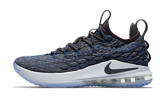 Les baskets LeBron James offrent un style emblématique et une performance exceptionnelle.
leur design distinctif.pas cher. Le moins cher.