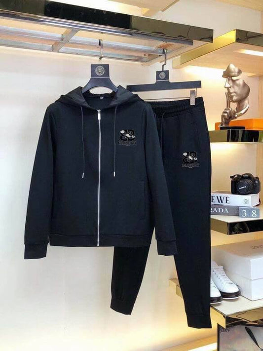Les ensembles survêtement Balenciaga allient performance et style. Leur design avant-gardiste et leur qualité supérieure. Pas cher. Le moins cher.